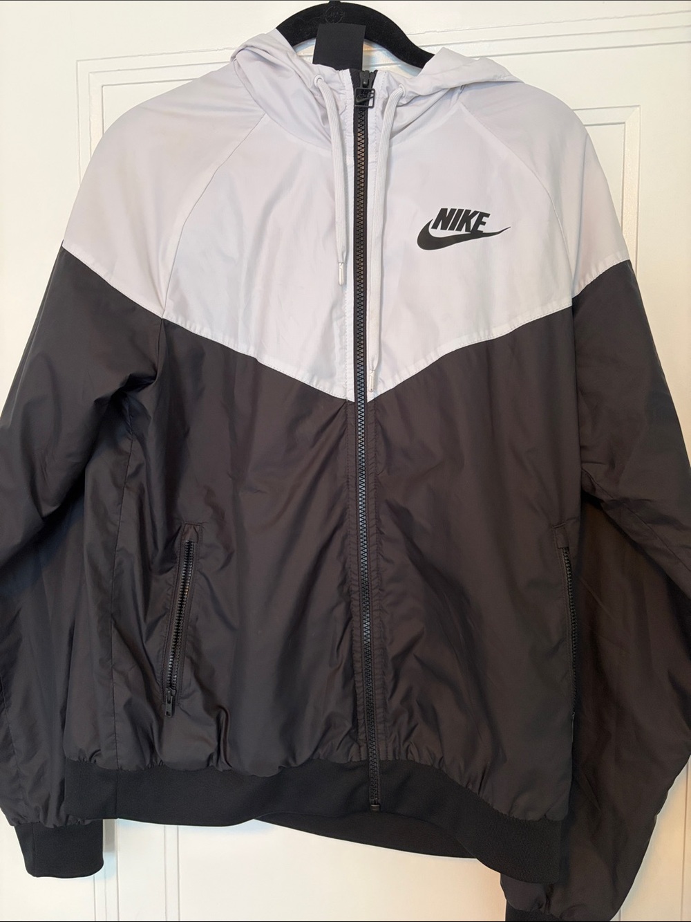 Nike Women's  Black and White Hooded Windbreaker Jacket